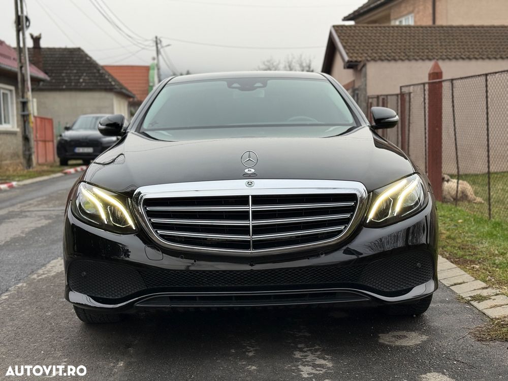 Mercedes-Benz E 220 d Aut. - 3