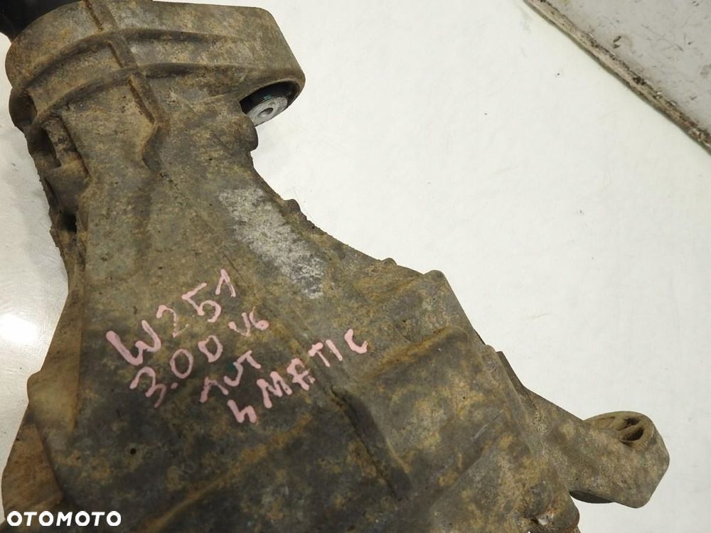 MOST DYFER TYŁ MERCEDES R W251 3.0 CDI 4460-310-032 - 2