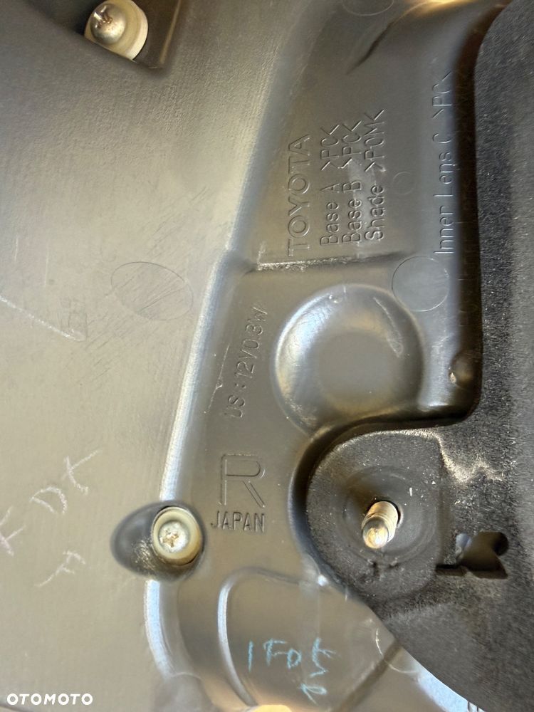 Lampa tylna prawa Lexus LS460 Lift 12-17r. - 3