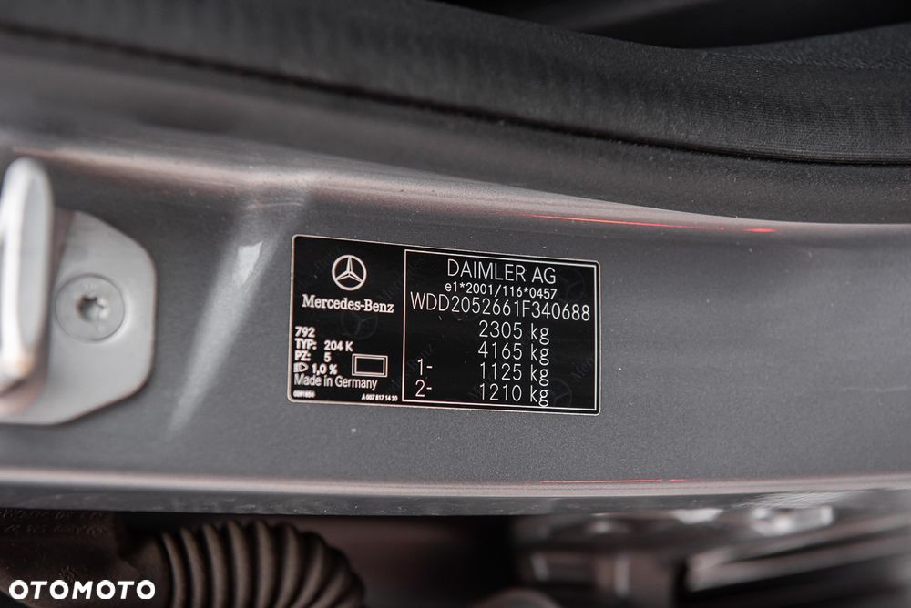 Mercedes-Benz Klasa C 400 4-Matic 9G-TRONIC - 40