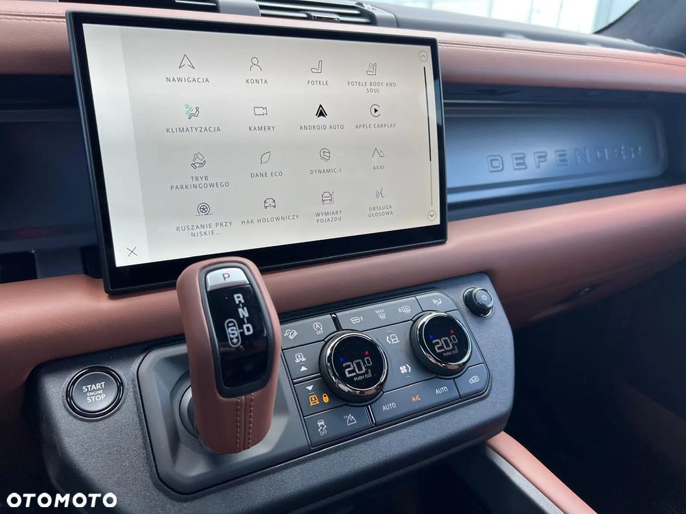 Land Rover Defender - 15