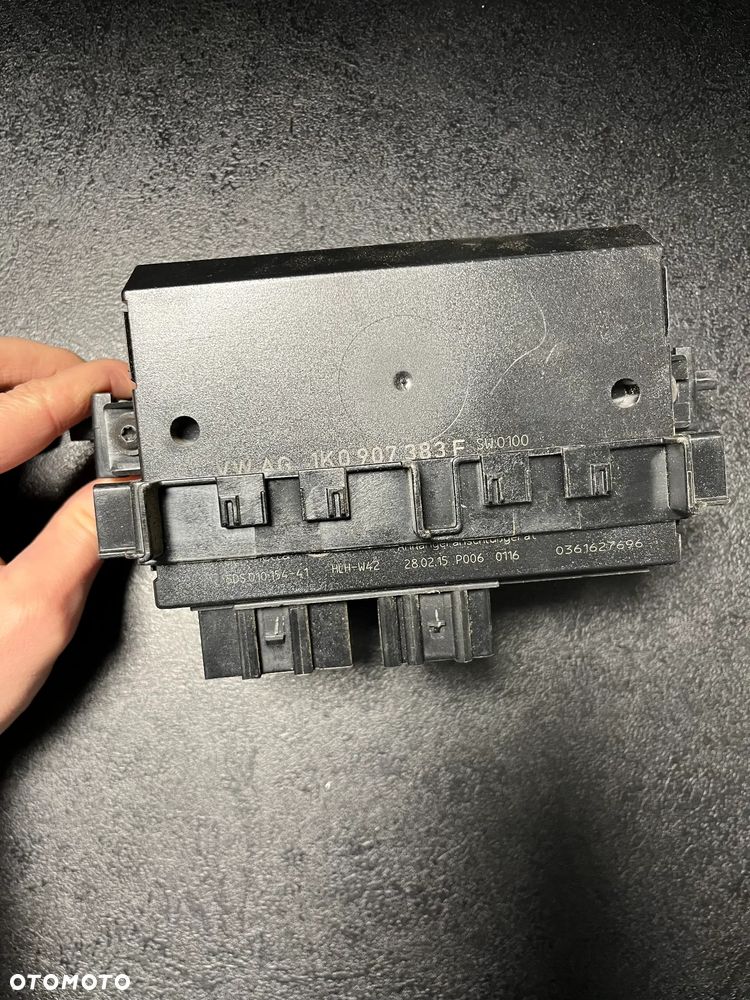 MODUŁ HAKA VW 1K0907383F - 1
