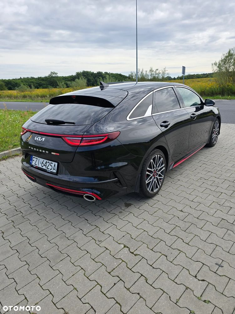 Kia ProCeed 1.6 T-GDI GT DCT - 3