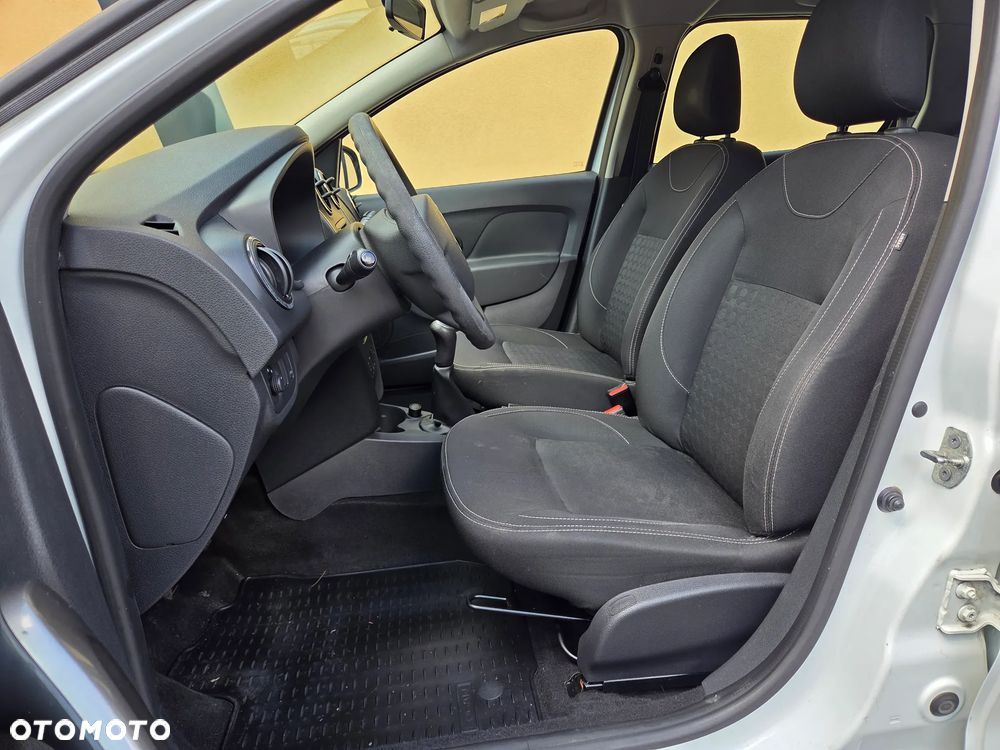 Dacia Logan dCi 90 Prestige - 12