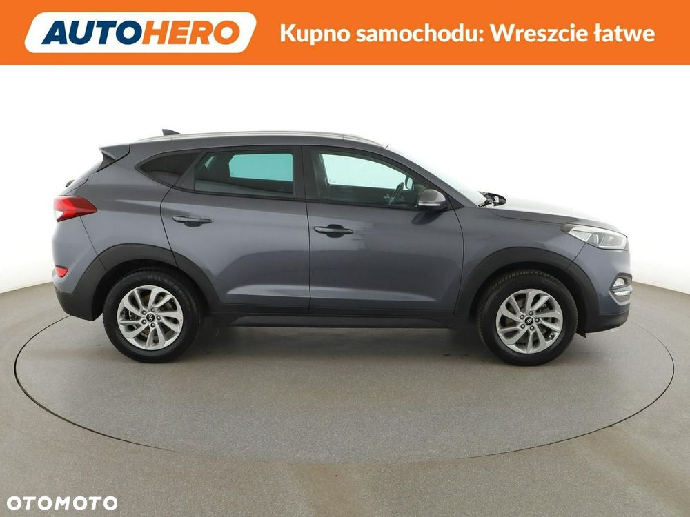 Hyundai Tucson 1.7 CRDI BlueDrive Style 2WD - 10