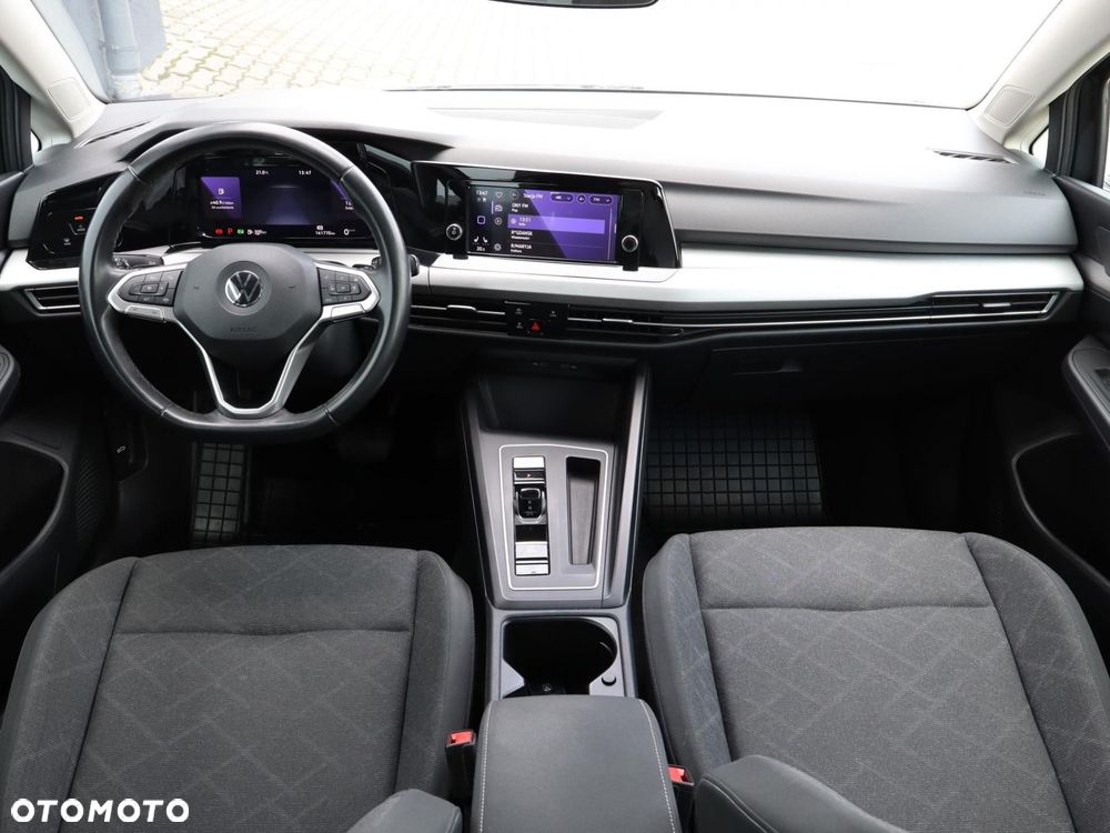 Volkswagen Golf - 5