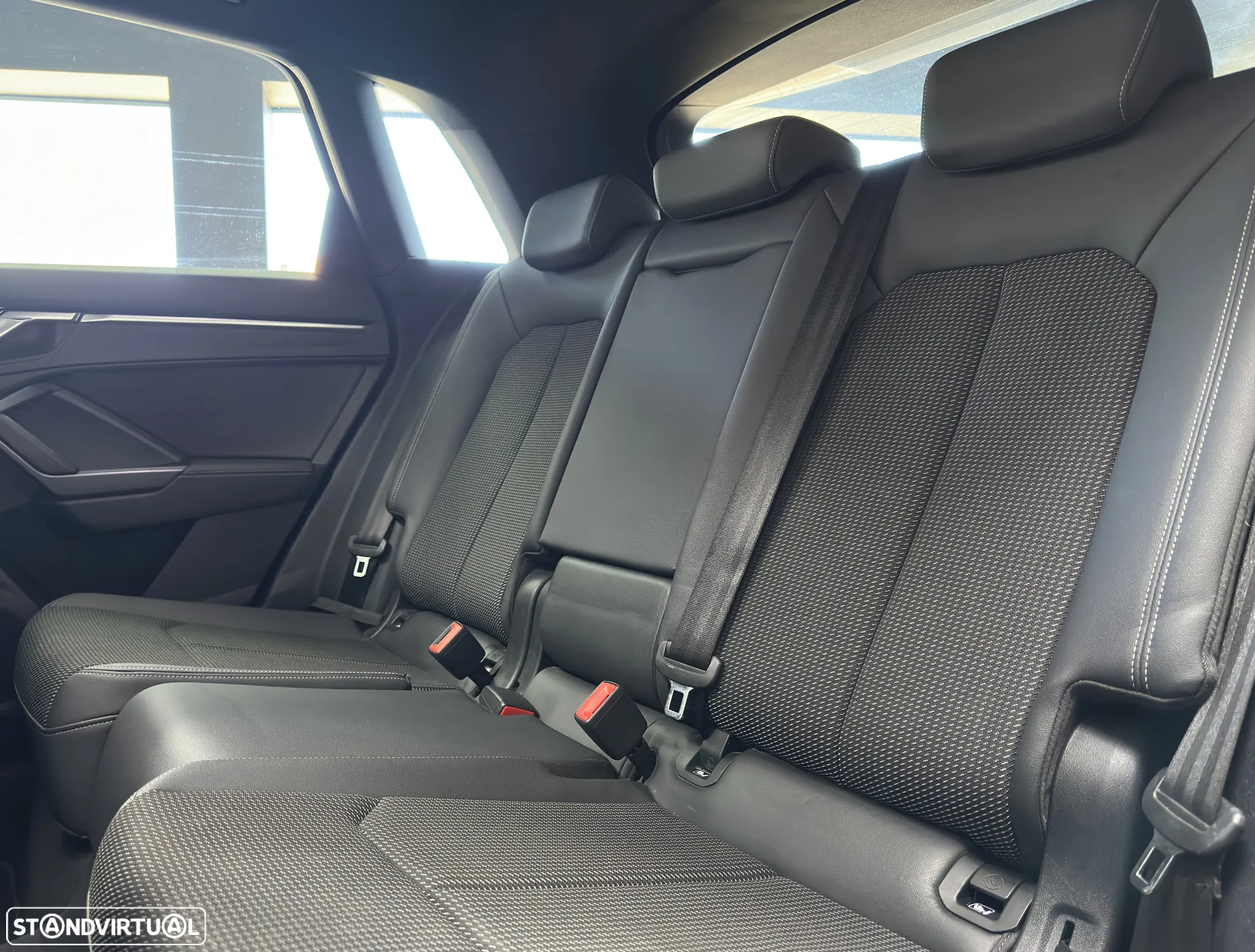 Audi Q3 45 TFSIe S line S tronic - 13