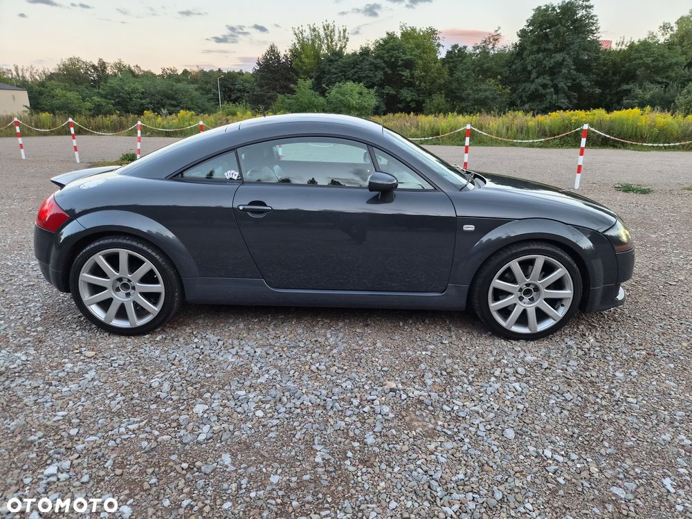 Audi TT Coupé - 2