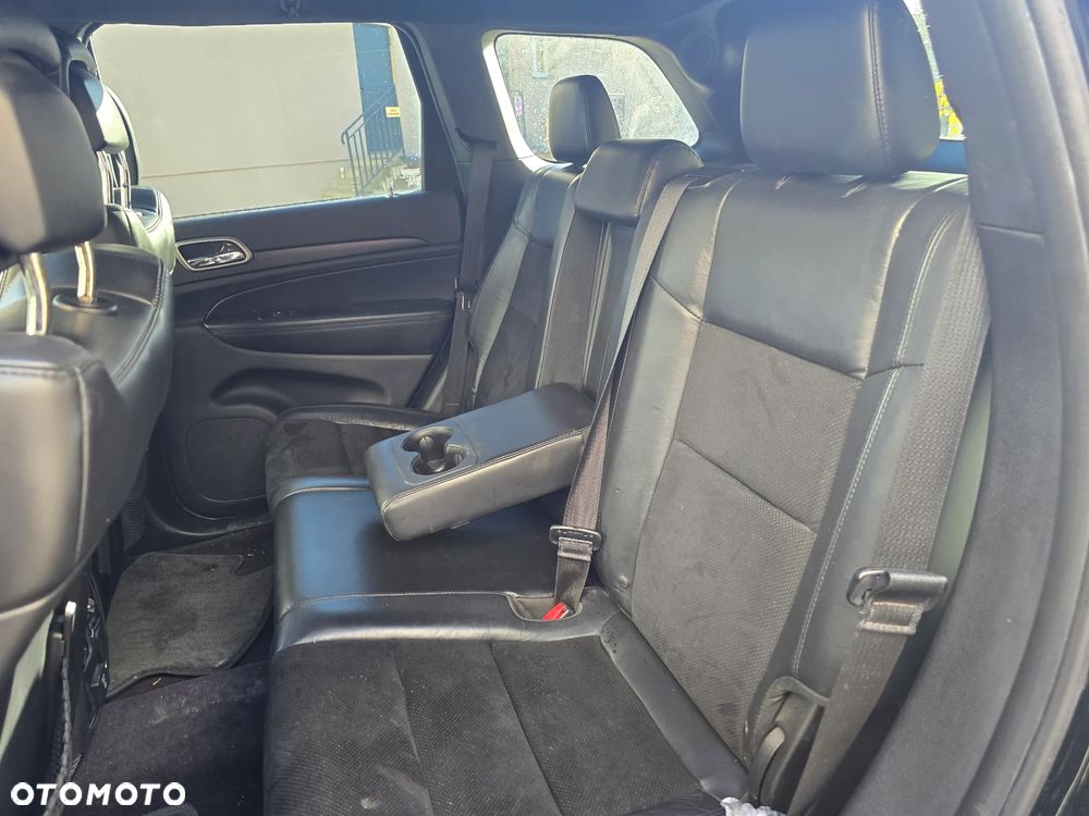 Jeep Grand Cherokee - 19