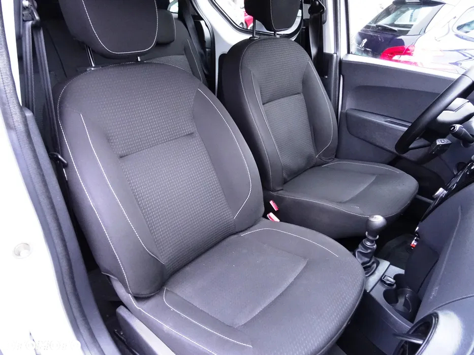 Dacia Dokker 1.5 Blue dCi Laureate - 11