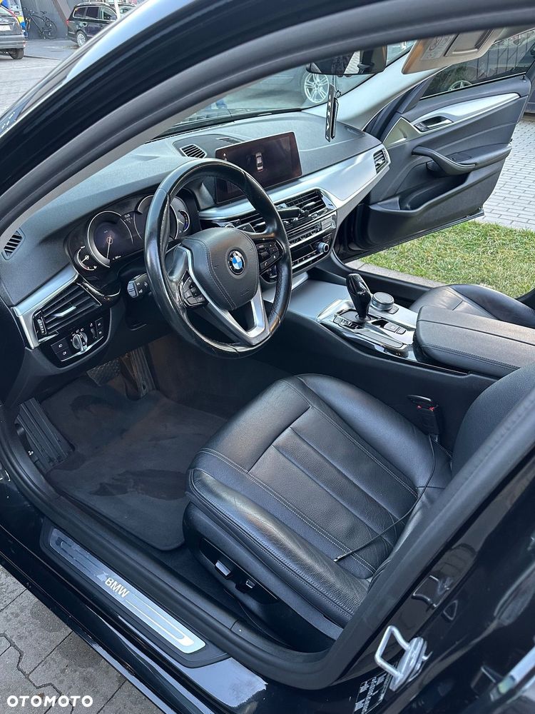 BMW Seria 5 520d Luxury Line sport - 18