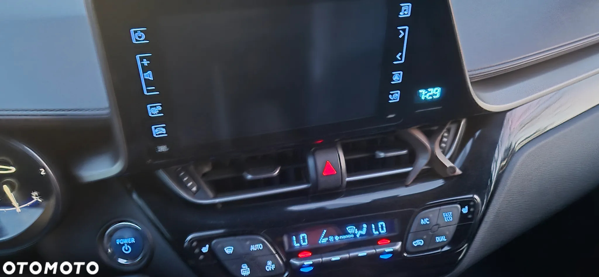Toyota C-HR 1.8 Hybrid Prestige - 22