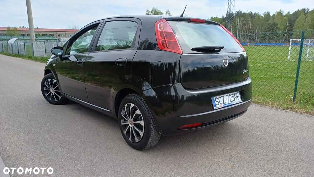 Fiat Grande Punto - 9