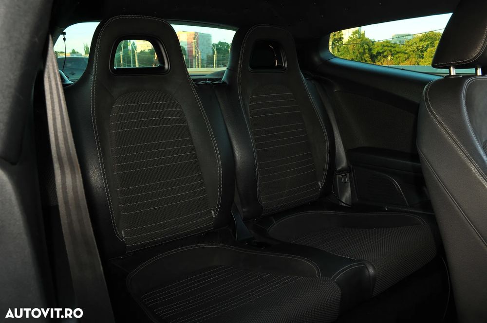 Volkswagen Scirocco 2.0 TDI Blue Motion Technologie Edition - 6