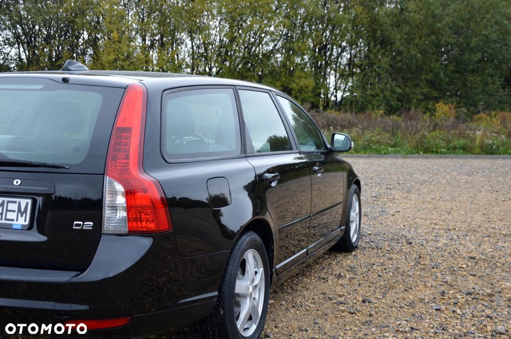 Volvo V50 D2 Momentum - 16