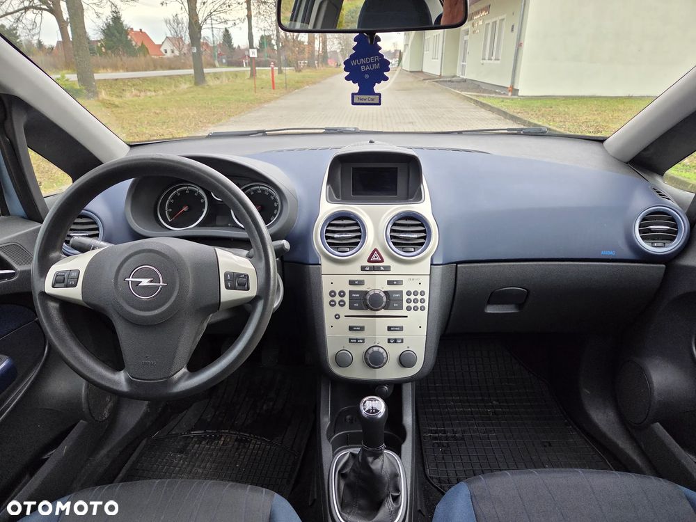 Opel Corsa 1.4 16V Innovation - 9