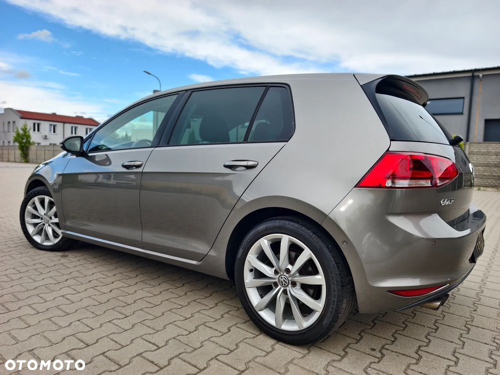 Volkswagen Golf 2.0 BlueTDI DSG Highline - 35