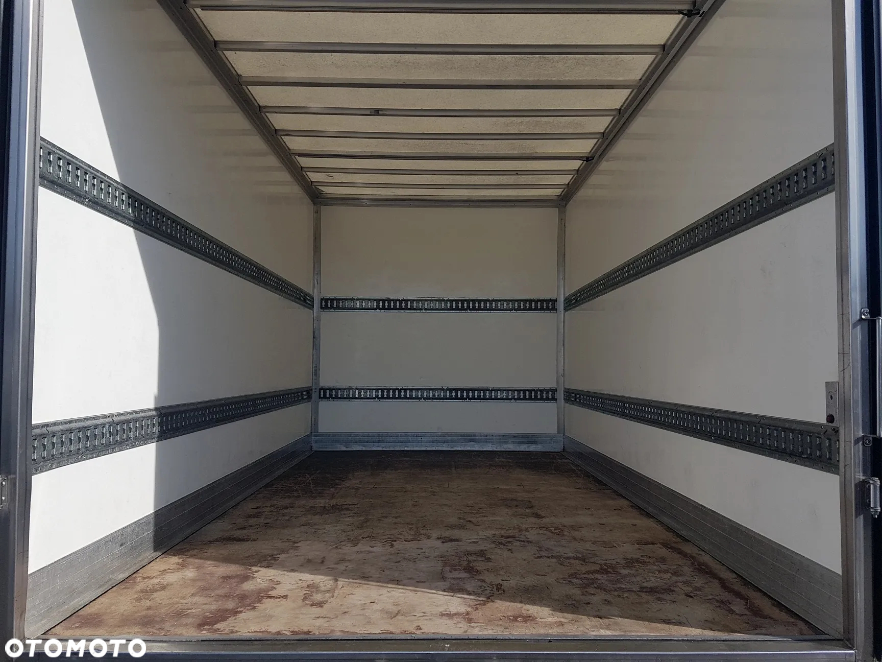 Renault MASTER KONTENER 8EP 4,21x2,23x2,22 KLIMA KRAJOWY MANUAL 6-BIEGÓW - 17