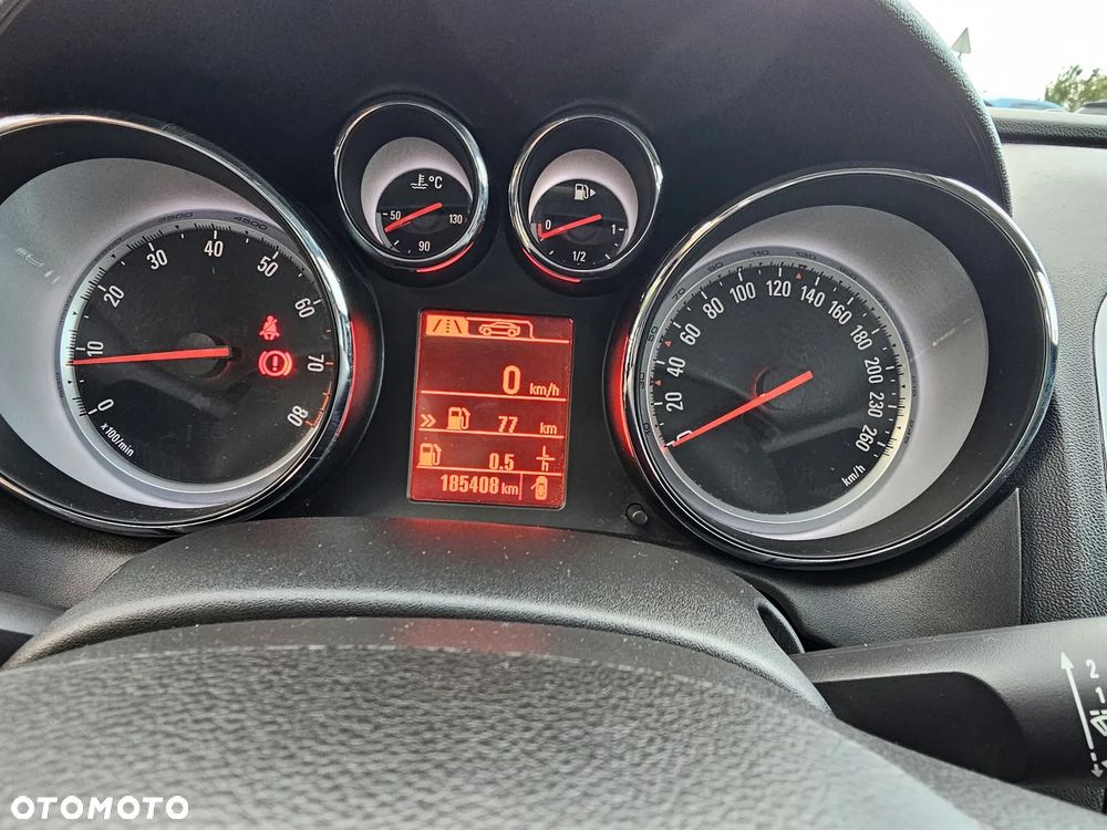 Opel Astra - 12