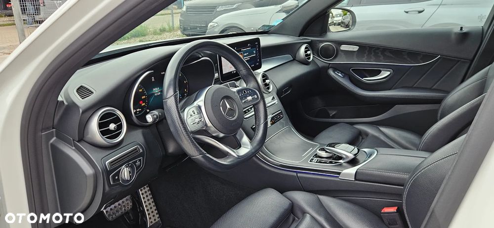 Mercedes-Benz Klasa C 220 d 4Matic 9G-TRONIC AMG Line - 23