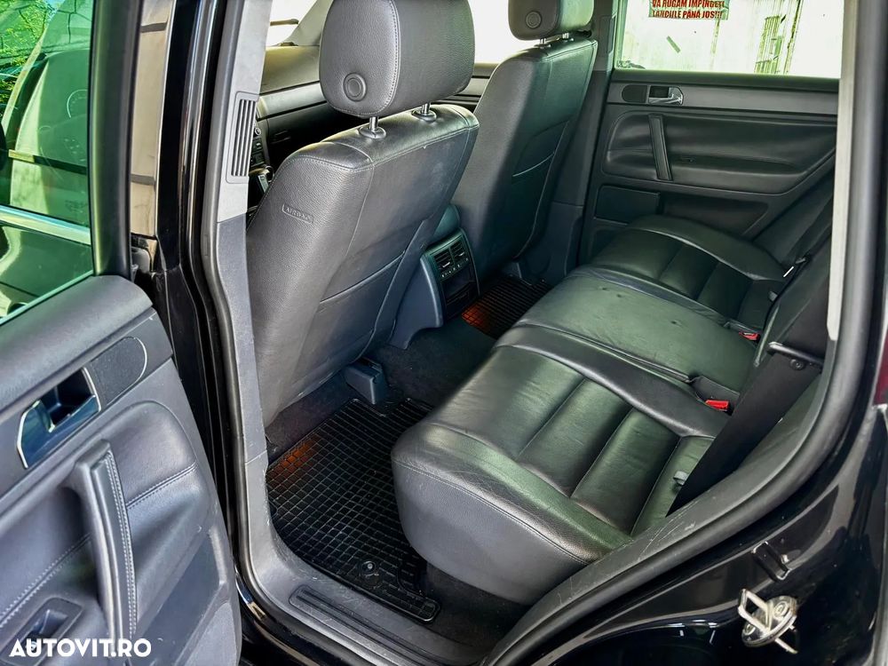 Volkswagen Touareg - 8