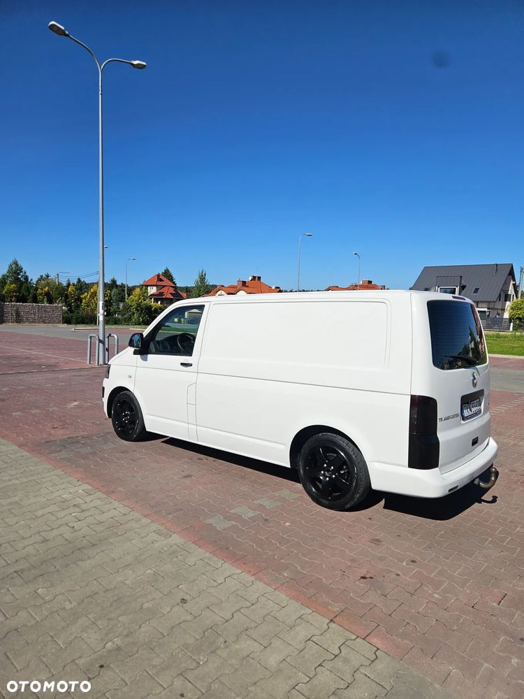Volkswagen Transporter - 5
