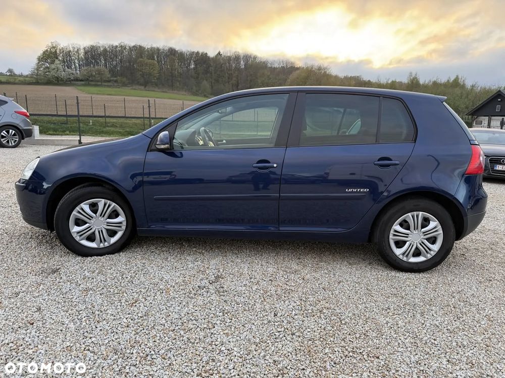 Volkswagen Golf 1.6 United - 9
