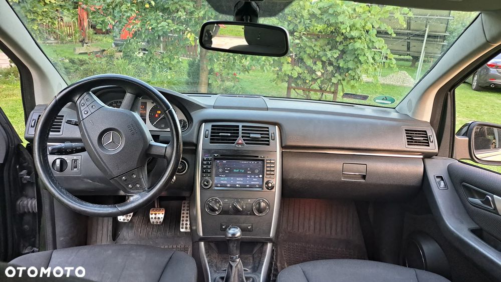 Mercedes-Benz Klasa B 200 CDI - 4