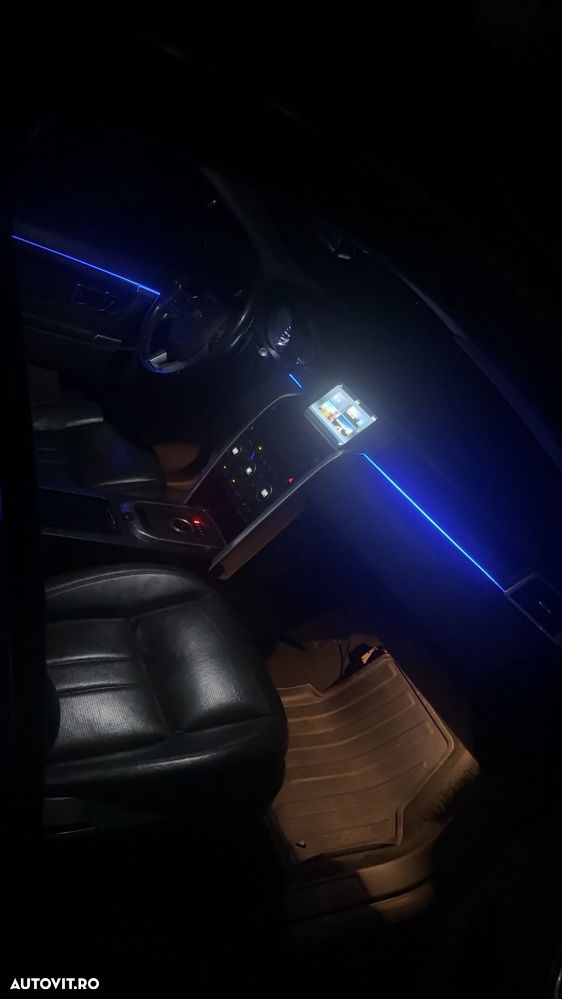 Land Rover Discovery Sport - 29