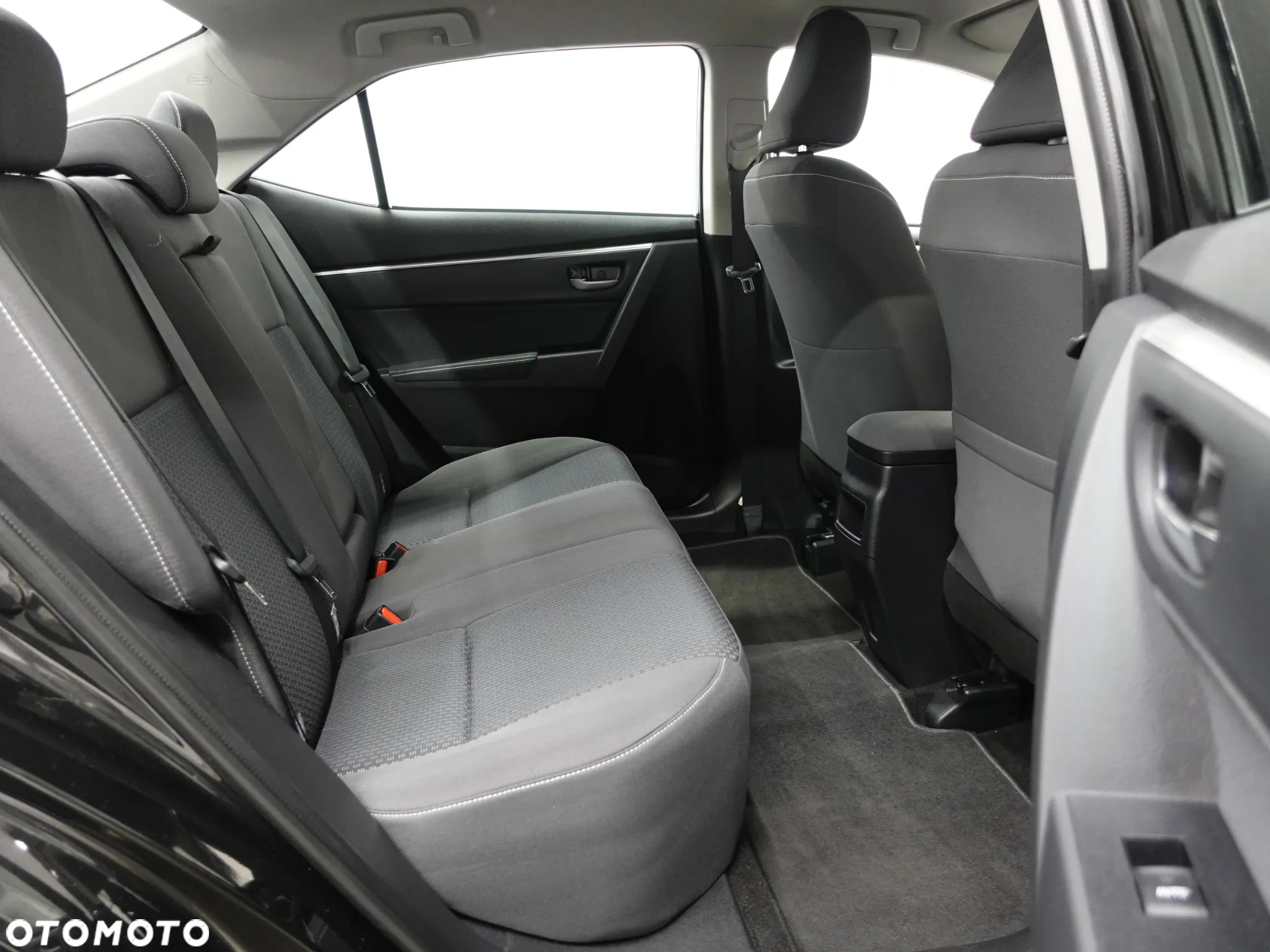 Toyota Corolla 1.6 Valvematic Edition - 24