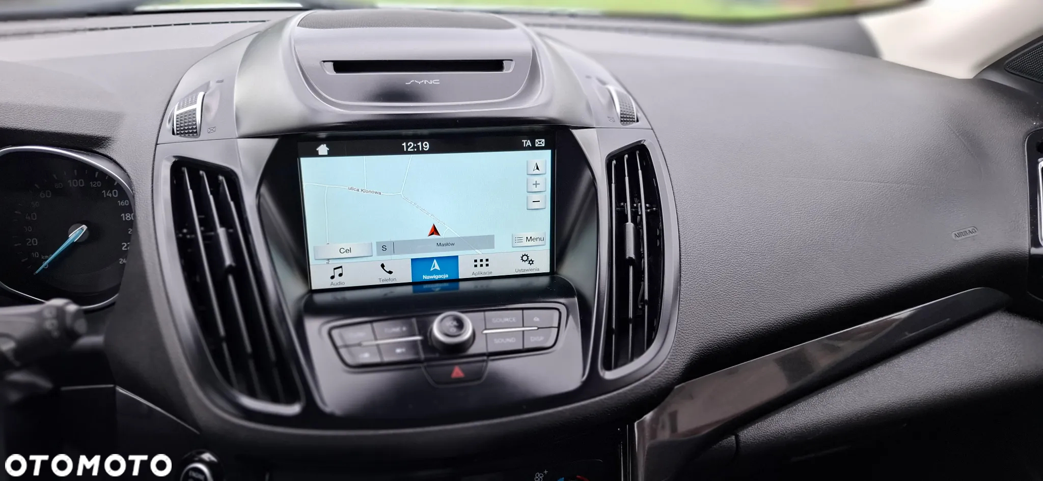 Ford Kuga - 11