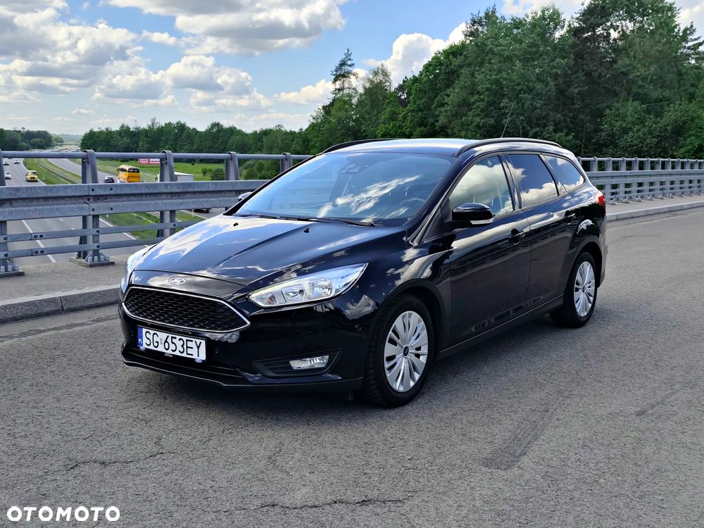 Ford Focus 1.0 EcoBoost Titanium - 1