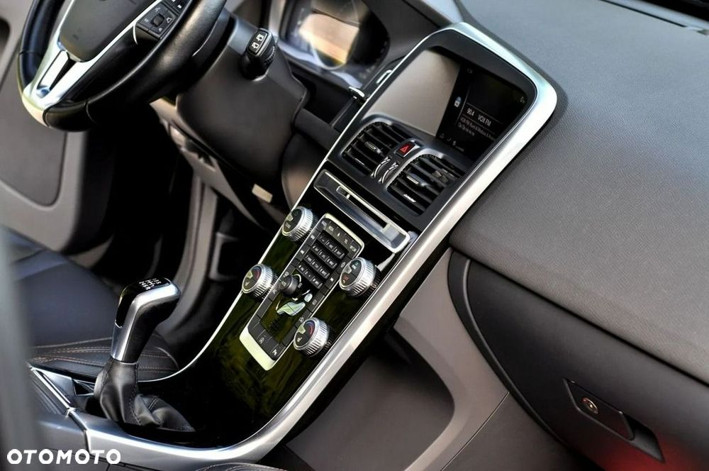 Volvo XC 60 D4 Summum - 34