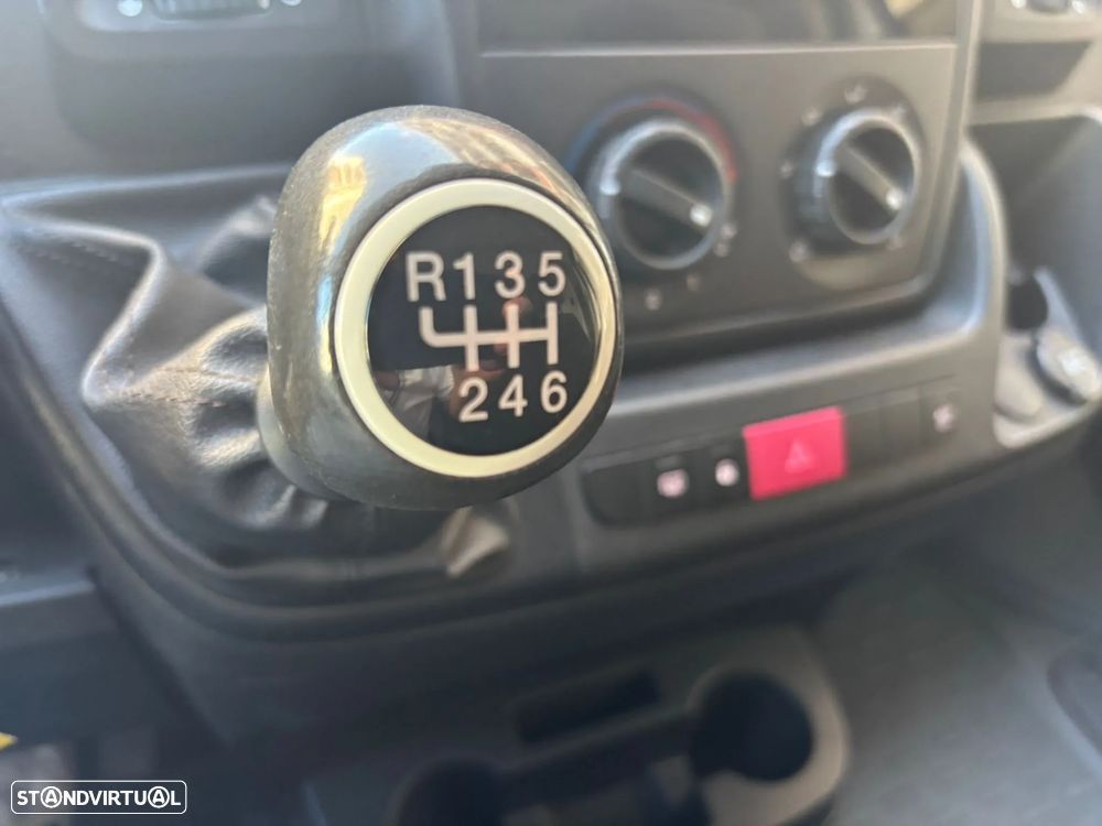 Peugeot Boxer 2.2 BlueHDi 120cv L3 H3 - IVA DEDUTÍVEL - 33