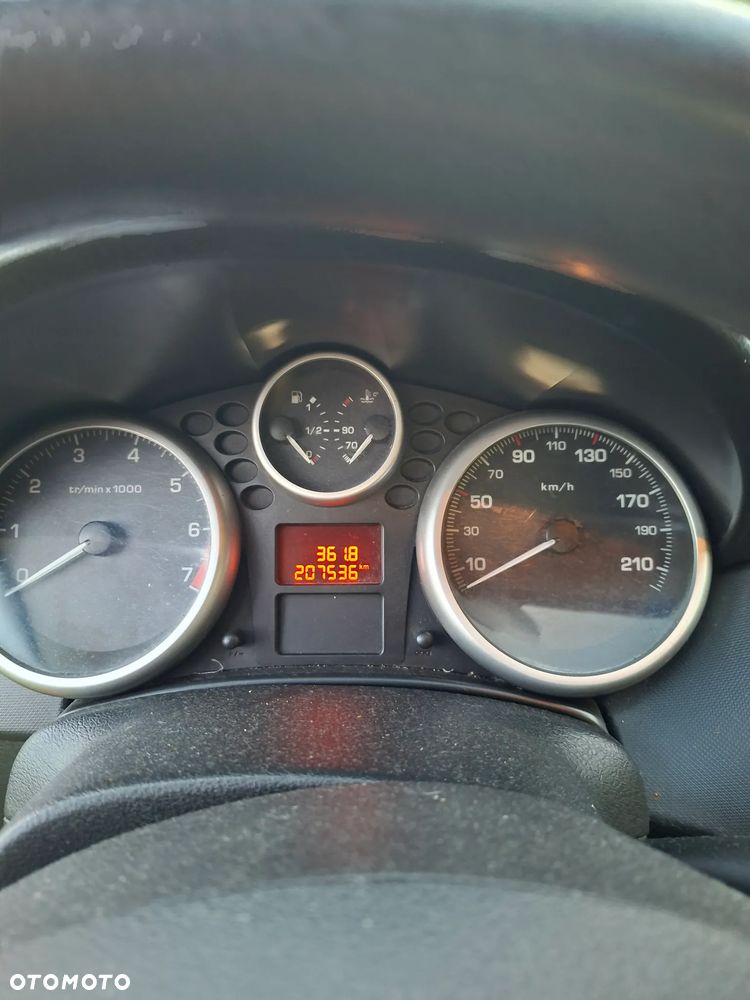 Peugeot 207 1.4 Trendy - 4