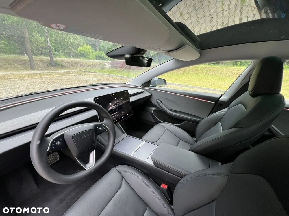 Tesla Model 3 Langstreckenbatterie Allradantrieb Dual Motor - 7