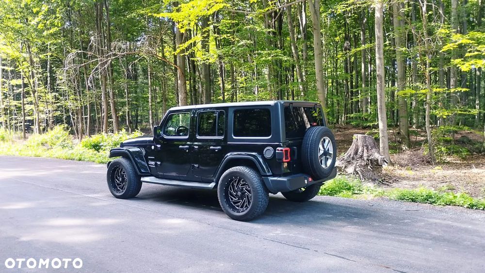 Jeep Wrangler Unlimited 3.6 Automatik Sahara - 8