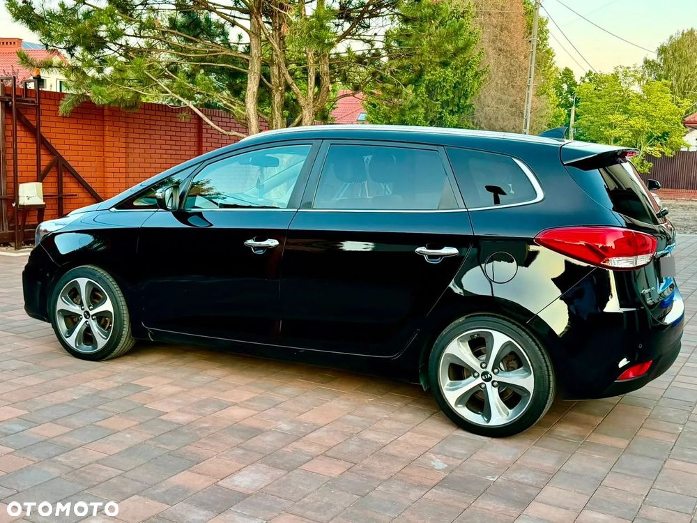 Kia Carens 1.7 CRDi Business Line 7os - 26