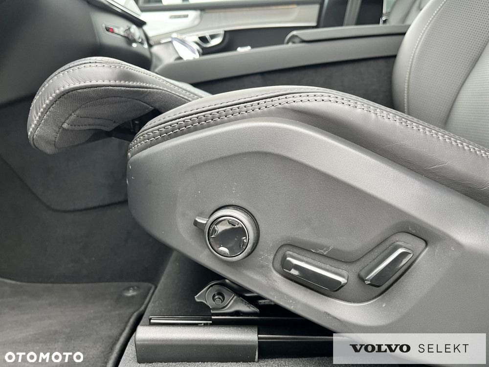 Volvo XC 90 - 13