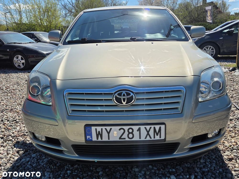 Toyota Avensis 2.0 VVT-i Sol - 4