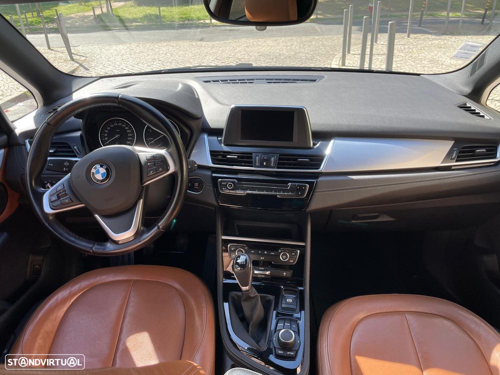 BMW 216 Active Tourer d Advantage - 10