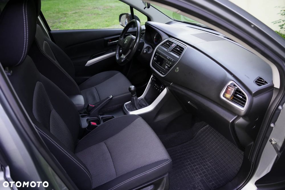 Suzuki SX4 S-Cross 1.6 Comfort - 18