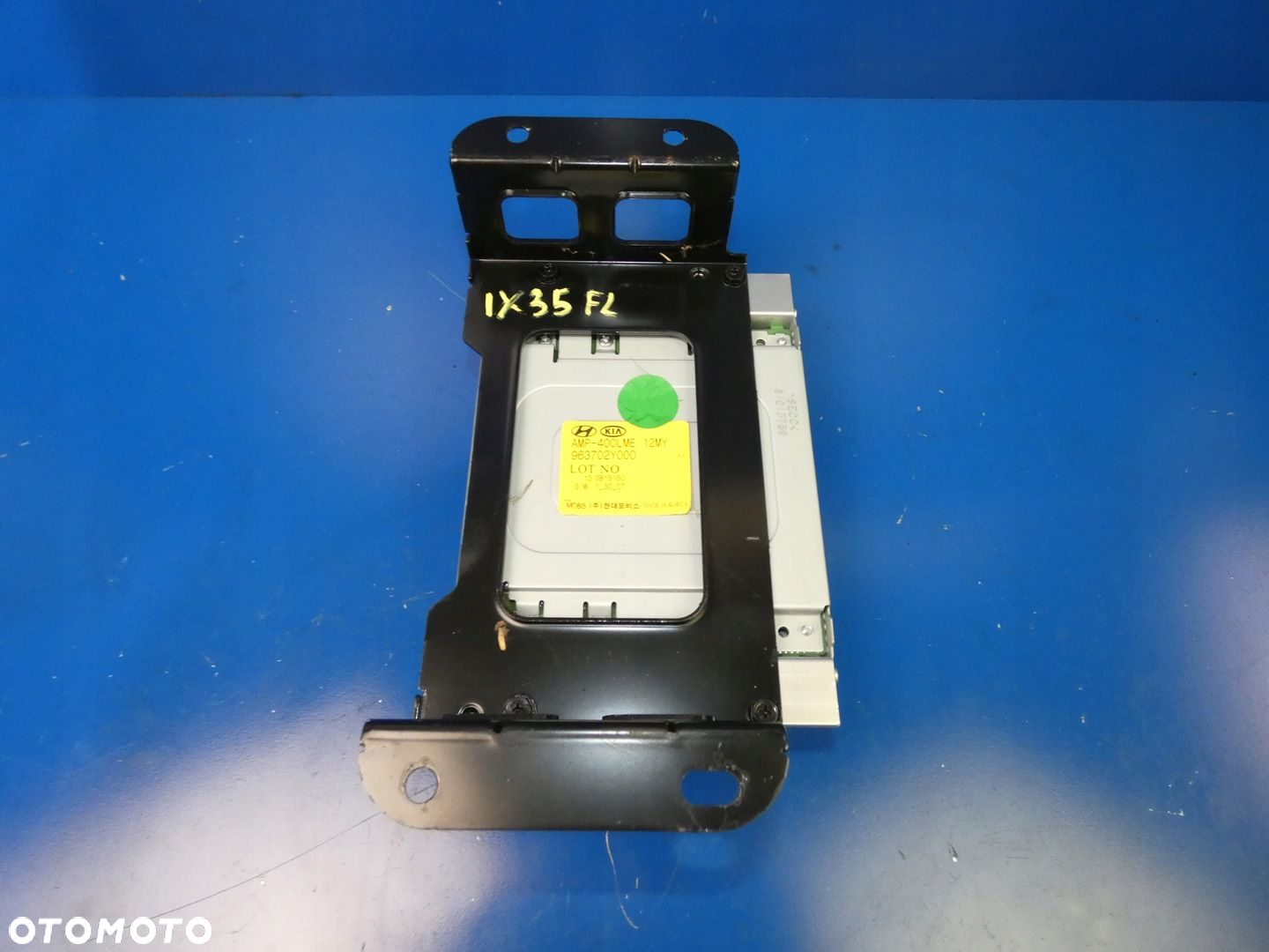 HYUNDAI IX35 WZMACNIACZ RADIA AUDIO AMP-400 - 2