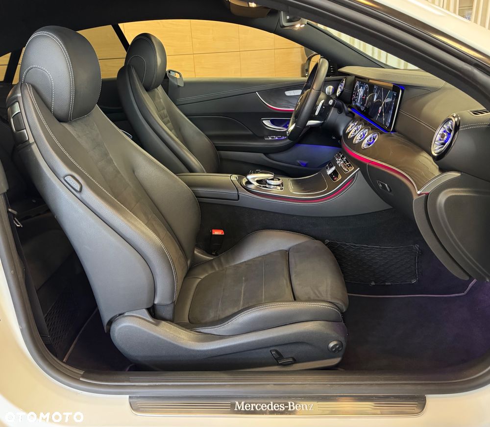 Mercedes-Benz Klasa E 220 d 4-Matic 9G-TRONIC - 8