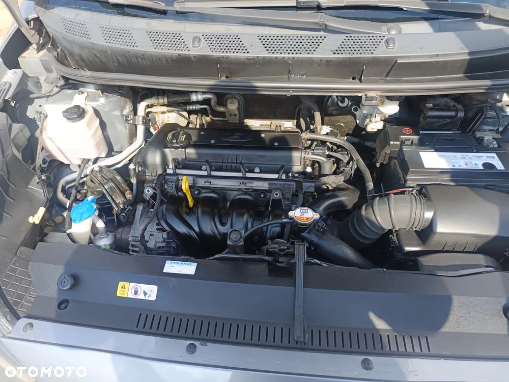 Hyundai ix20 1.4 Blue Classic - 8