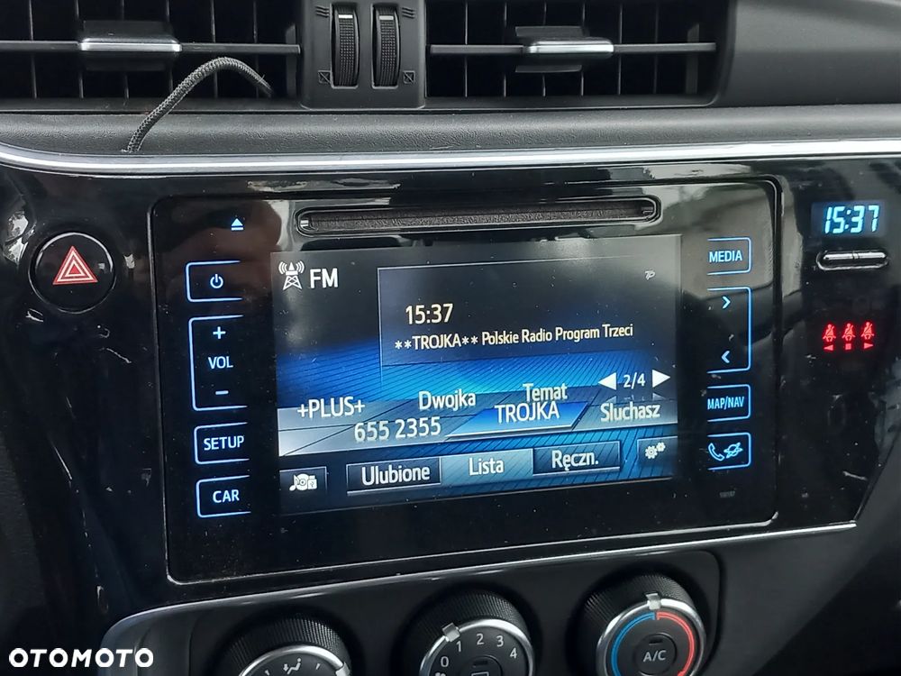 Toyota Corolla 1.6 Classic Plus - 16