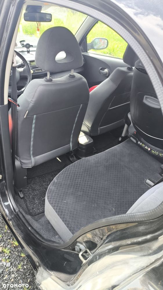 Nissan Micra - 11