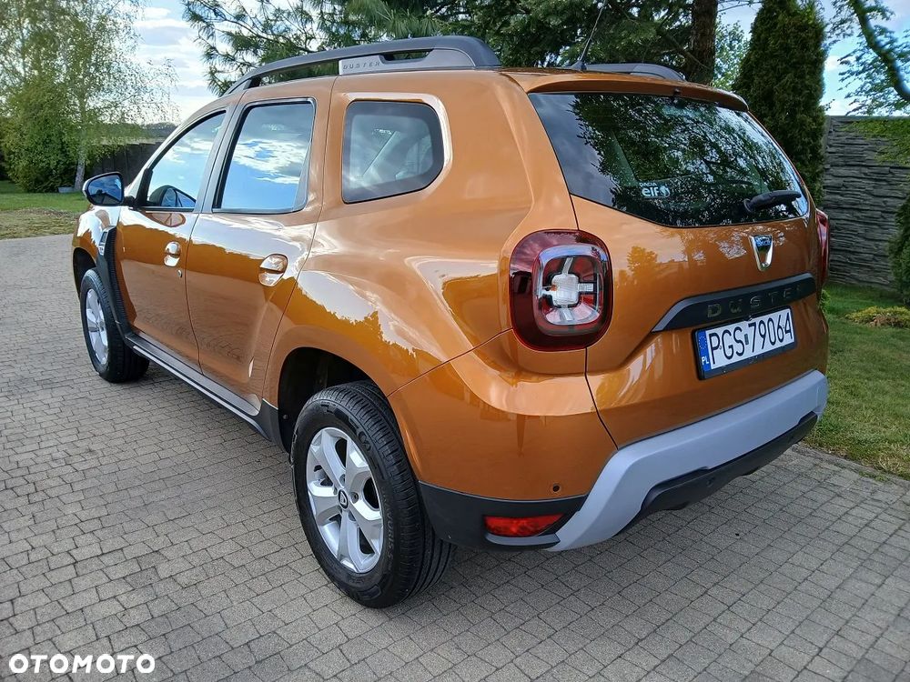 Dacia Duster 1.6 SCe Laureate S&S - 4