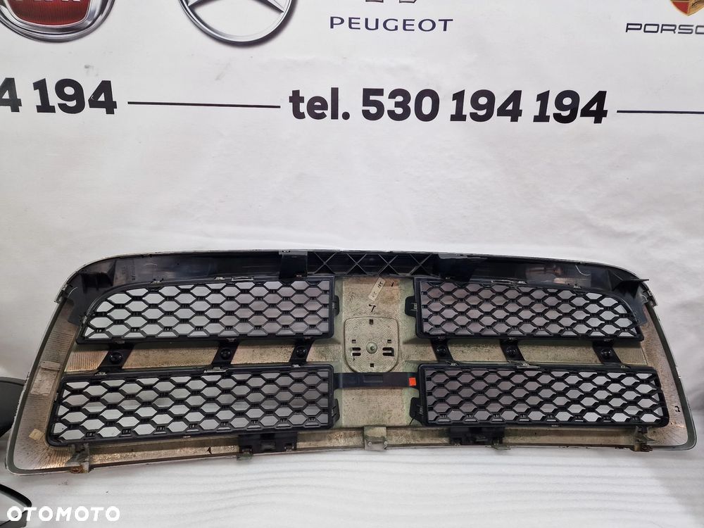 DODGE RAM 08- CHROMOWANA ATRAPA / GRILL PRZEDNI PRZÓD , ŁADNY , NR 1KX58TRMAB / 55277441AB , NR AUKCJI GL697 - 19