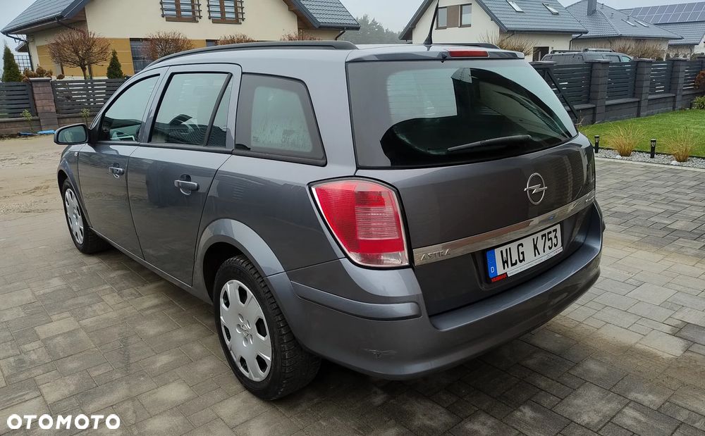 Opel Astra 1.6 Caravan Enjoy - 8